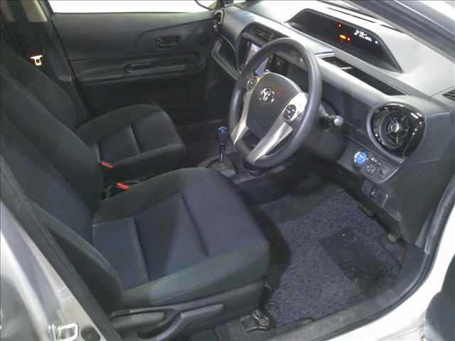 TOYOTA AQUA 2015