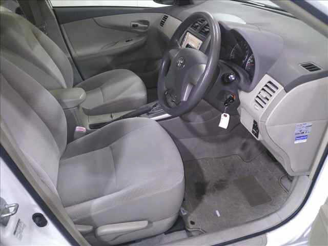 TOYOTA COROLLA AXIO 2010