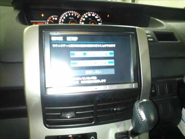 TOYOTA NOAH 2012