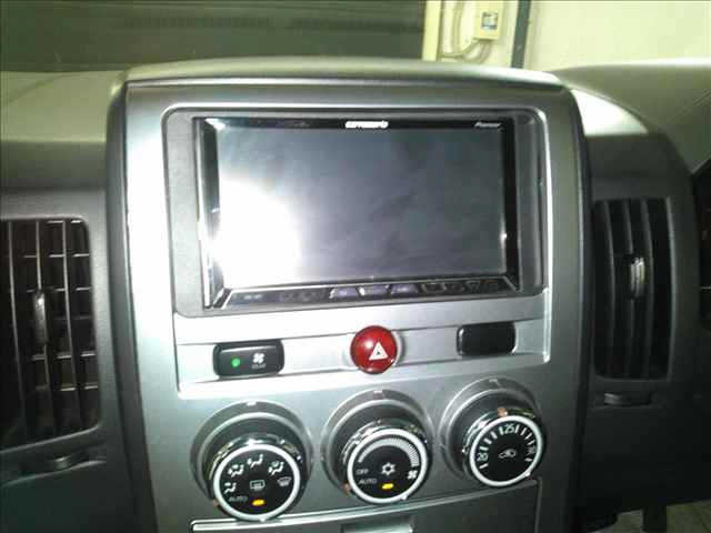 MITSUBISHI DELICA D5 2012