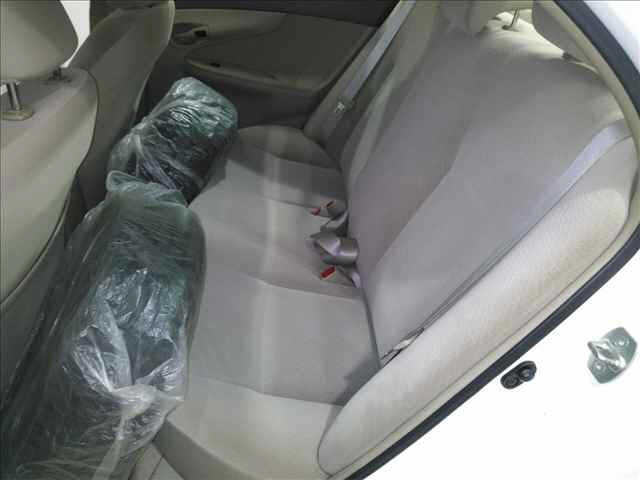 TOYOTA COROLLA AXIO 2010