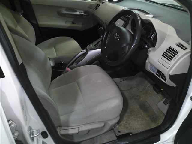 TOYOTA AURIS 2009
