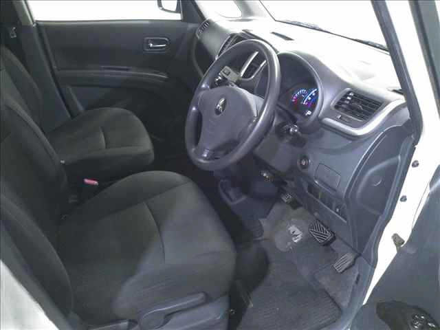 MITSUBISHI DELICA D2 2011