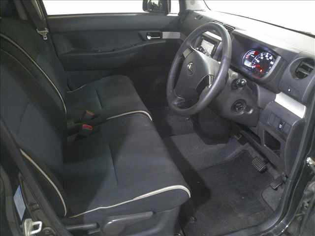DAIHATSU MOVE CONTE 2014
