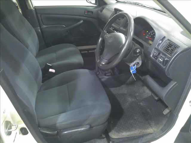 TOYOTA PROBOX 2010