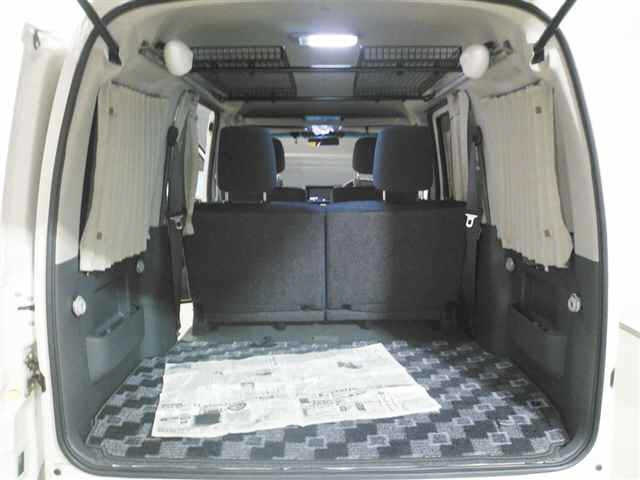 DAIHATSU HIJET VAN 2012