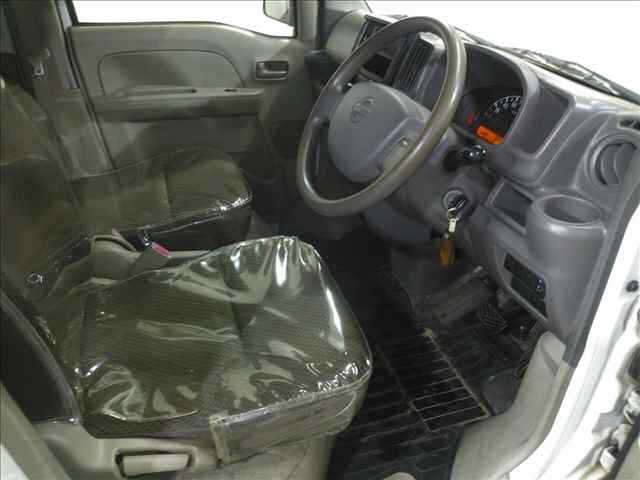 NISSAN CLIPPER VAN 2016