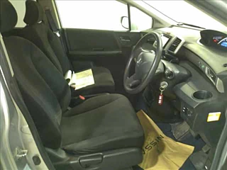 HONDA FREED 2011
