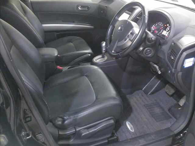 NISSAN X-TRAIL 2012