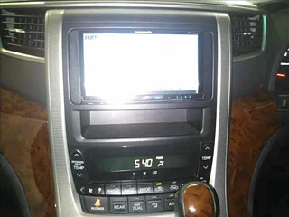 TOYOTA VELLFIRE 2010