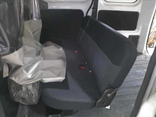 NISSAN NV200 2019