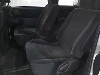 TOYOTA VOXY 2012