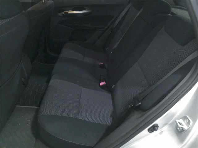 TOYOTA AURIS 2010