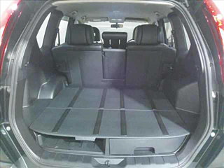 NISSAN X-TRAIL 2012