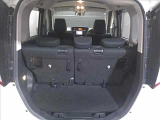 TOYOTA ROOMY 2018