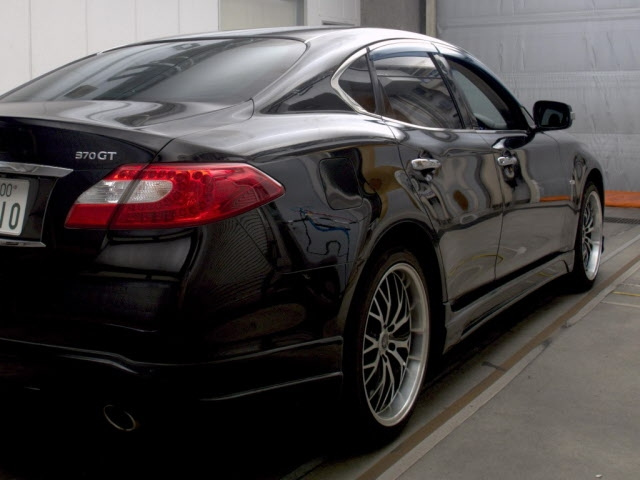 NISSAN FUGA 2011
