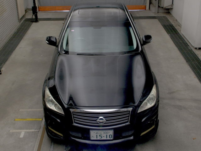 NISSAN FUGA 2011
