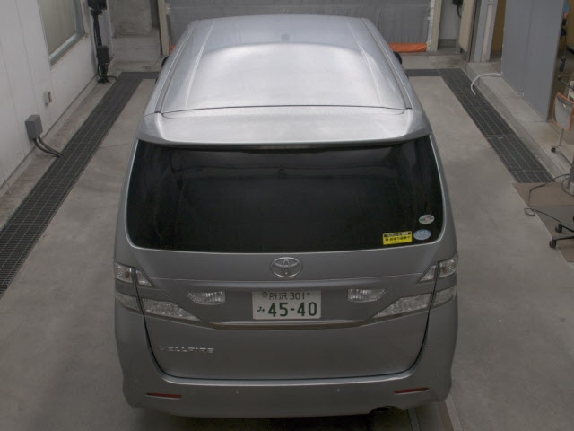 TOYOTA VELLFIRE 2008