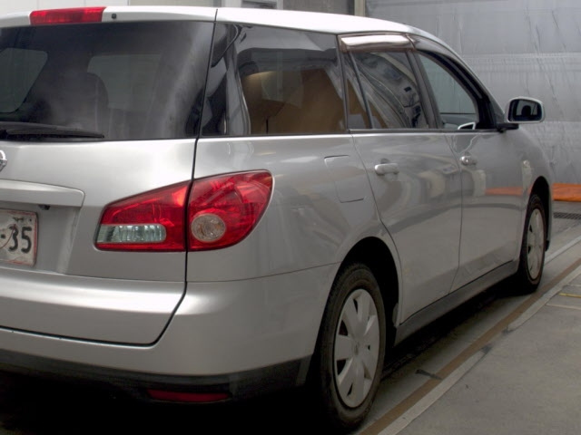 NISSAN WINGROAD 2009