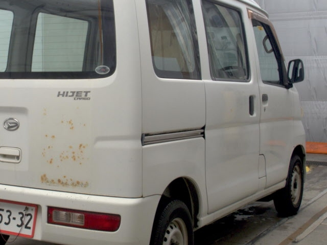 DAIHATSU HIJET VAN 2011