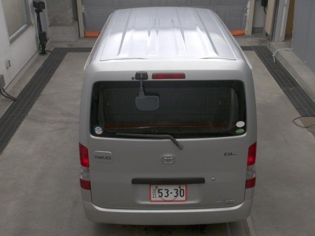 TOYOTA TOWN ACE VAN 2013