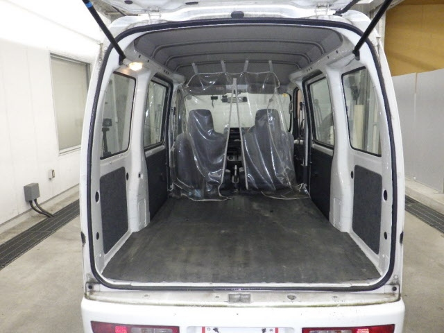 DAIHATSU HIJET VAN 2011