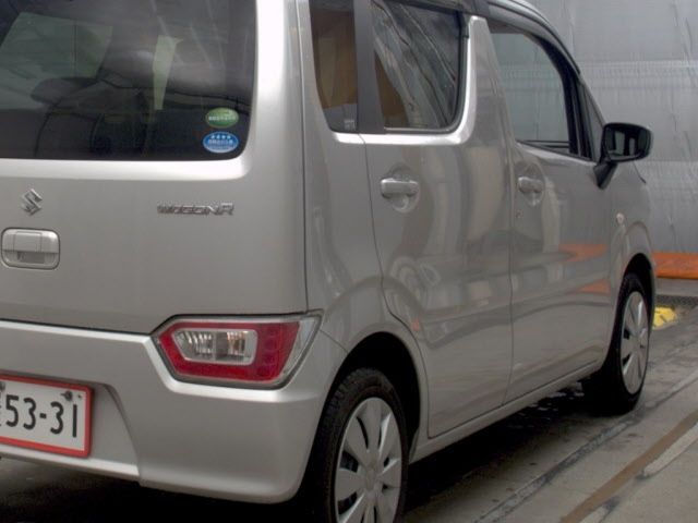 SUZUKI WAGON R 2018