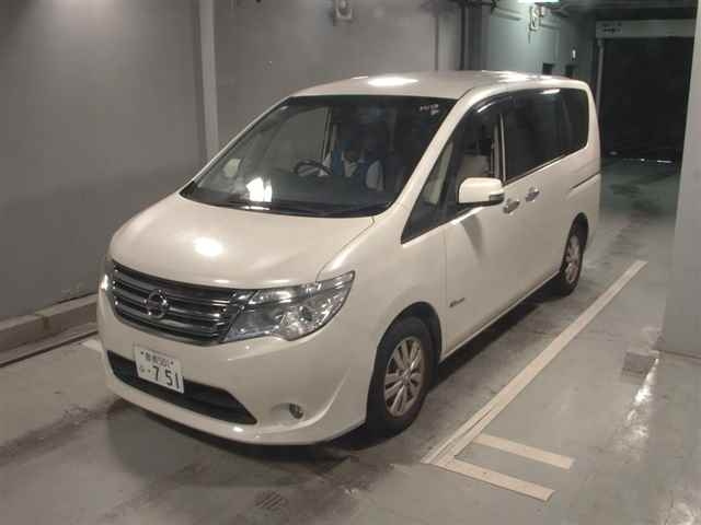 NISSAN SERENA 2015