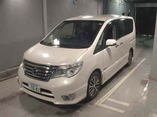 NISSAN SERENA 2015