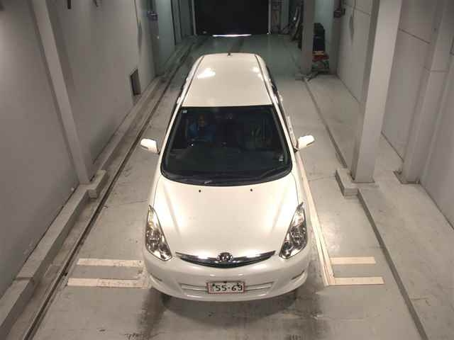 TOYOTA WISH 2008