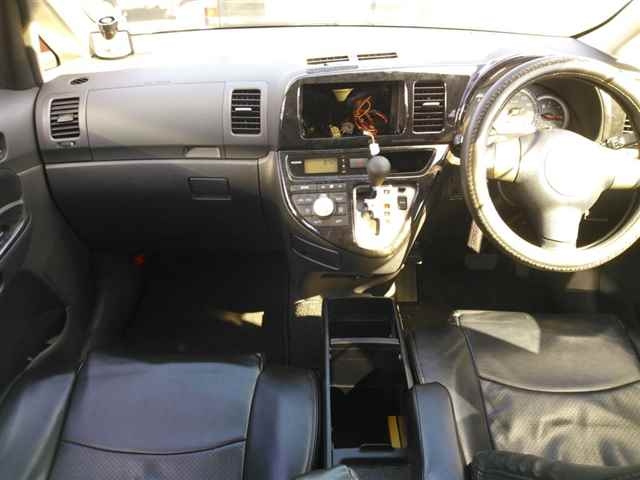 TOYOTA WISH 2008