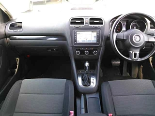 VOLKSWAGEN GOLF 2012