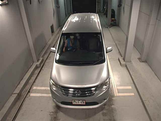 NISSAN SERENA 2015