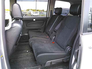 NISSAN SERENA 2015