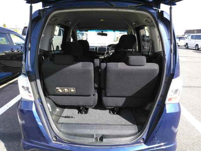 HONDA FREED 2013