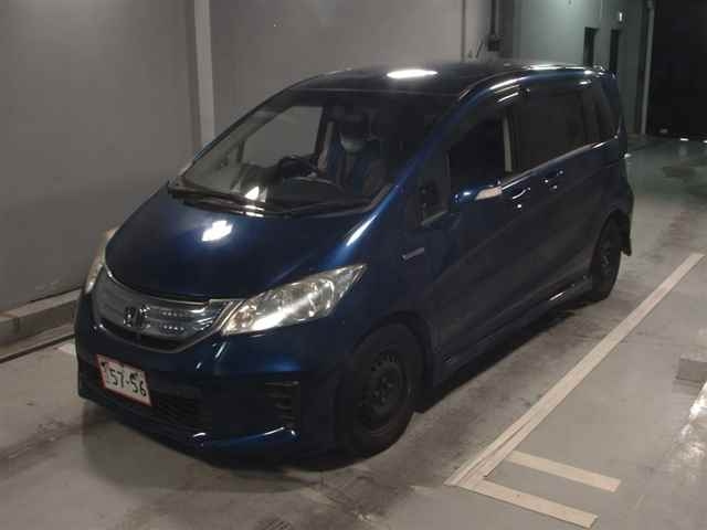 HONDA FREED 2013