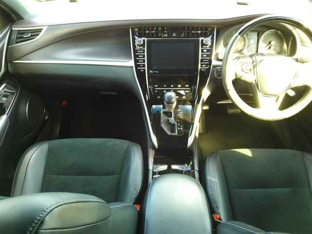 TOYOTA HARRIER 2016
