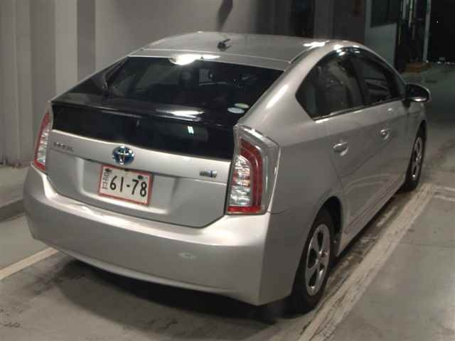 TOYOTA PRIUS 2014