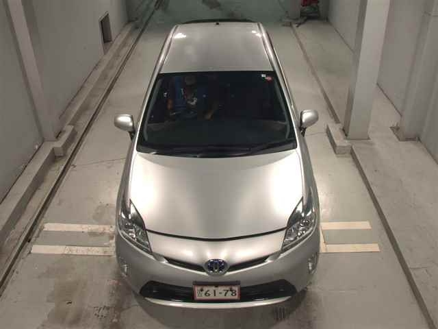 TOYOTA PRIUS 2014