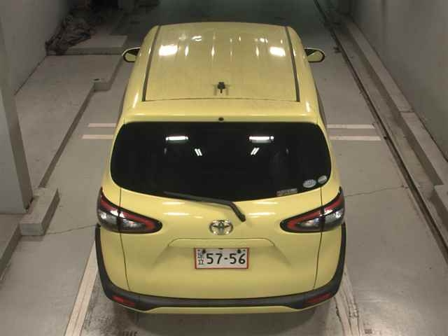 TOYOTA SIENTA 2015