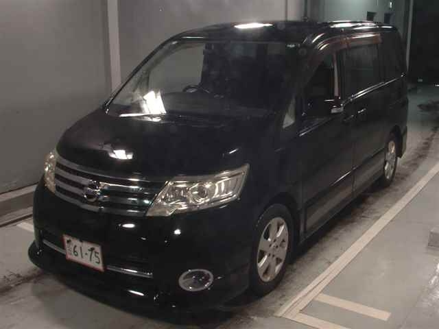 NISSAN SERENA 2010