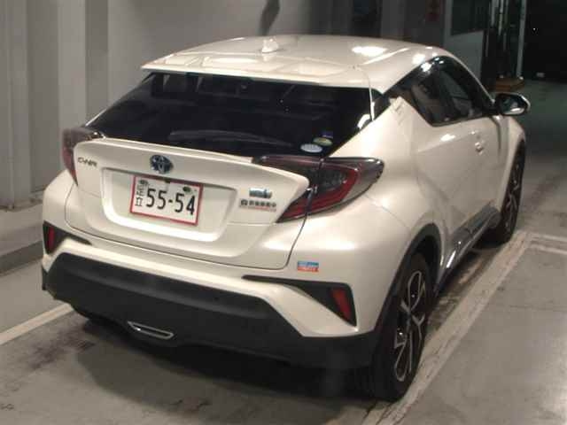 TOYOTA C-HR 2017