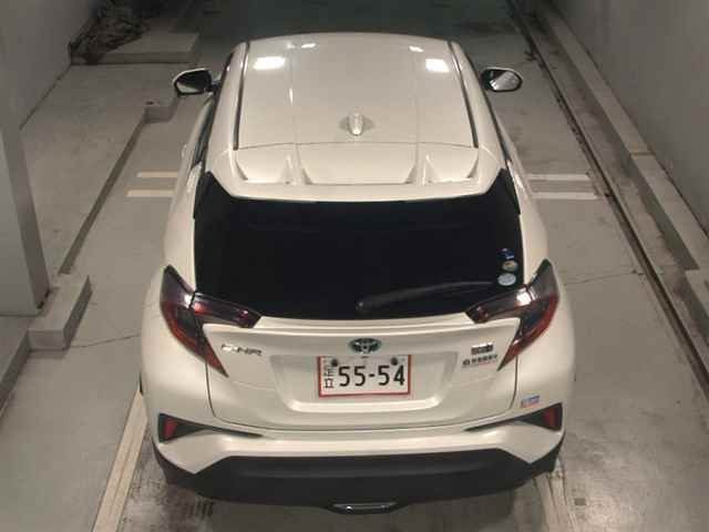 TOYOTA C-HR 2017