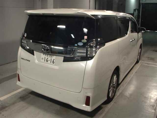 TOYOTA VELLFIRE 2015