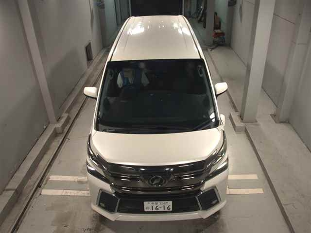 TOYOTA VELLFIRE 2015