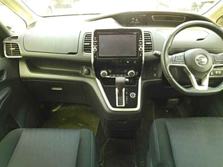 NISSAN SERENA 2017