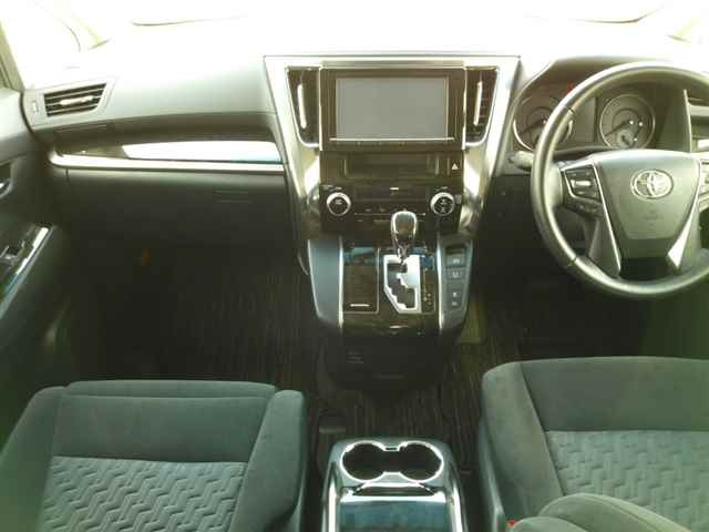 TOYOTA VELLFIRE 2015