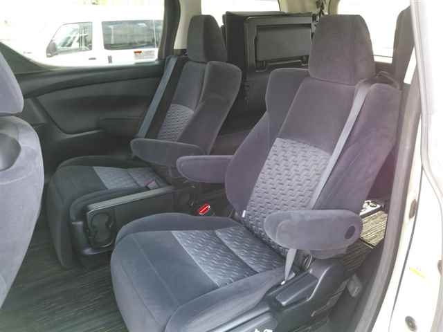 TOYOTA VELLFIRE 2015