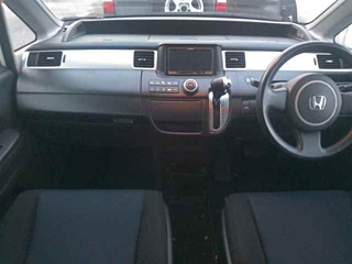 HONDA STEP WAGON 2009