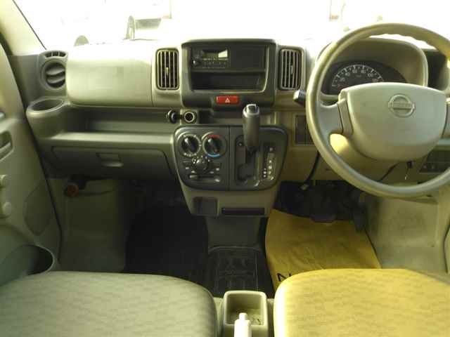 NISSAN CLIPPER VAN 2017